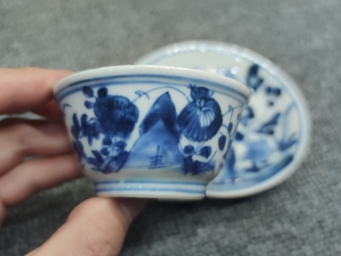 古玩陶瓷康熙花卉紋青花杯盤拍賣，當前價格1999元