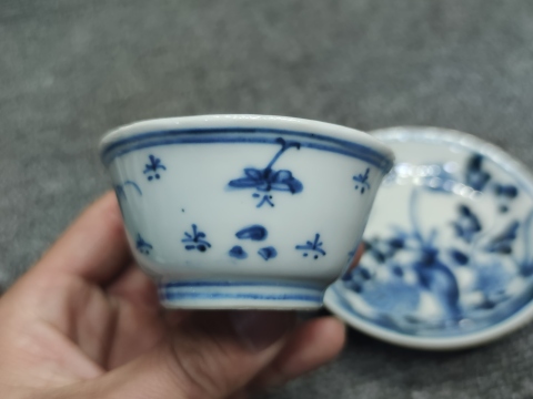 古玩陶瓷康熙花卉紋青花杯盤拍賣，當前價格1999元