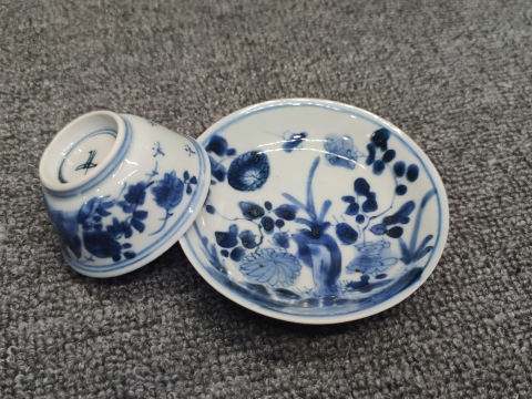 古玩陶瓷康熙花卉紋青花杯盤拍賣，當前價格1999元