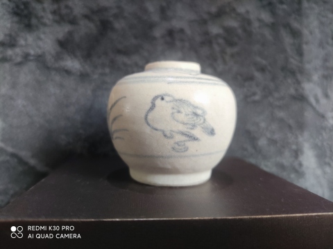 古玩陶瓷明早期青花鳥(niǎo)紋水盂拍賣,當(dāng)前價(jià)格999元