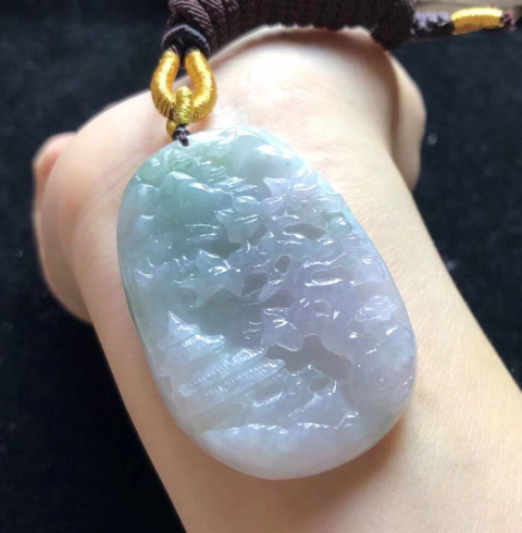 古玩玉器翡翠山水牌拍賣，當前價格1999元