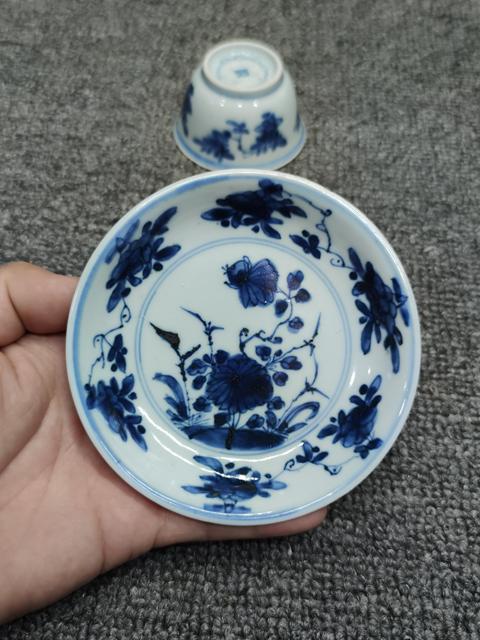 古玩陶瓷康熙花卉紋青花杯盤拍賣,當前價格1999元