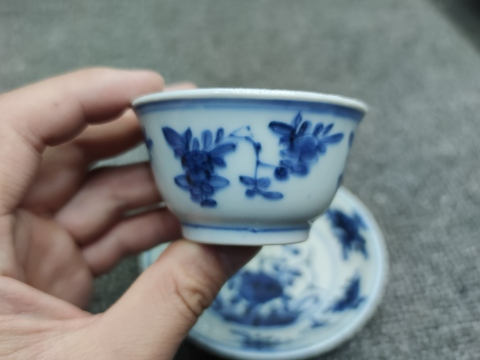 古玩陶瓷康熙花卉紋青花杯盤拍賣,當前價格1999元