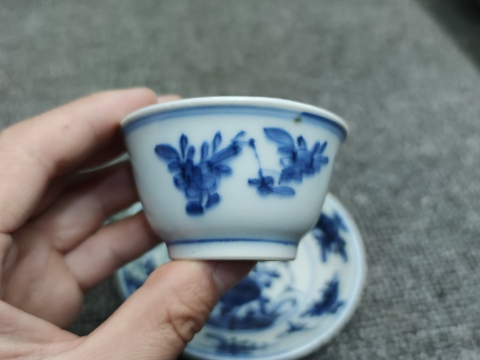 古玩陶瓷康熙花卉紋青花杯盤拍賣,當前價格1999元