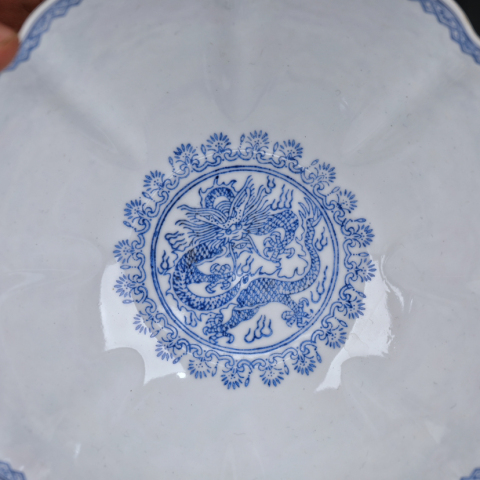 古玩陶瓷解放初-陶研所蛋殼瓷百花不落地碗拍賣,當前價格6666元