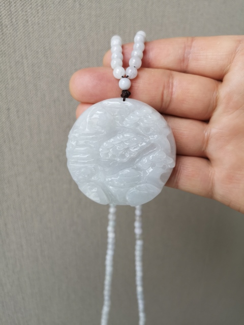 古玩玉器山水風(fēng)景牌拍賣，當(dāng)前價(jià)格980元