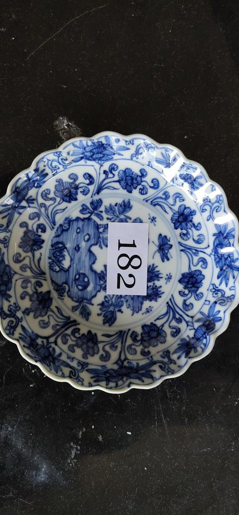 古玩陶瓷青花花卉紋花口盤拍賣，當前價格6666元