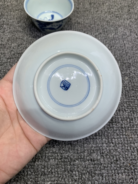 古玩陶瓷松鼠葡萄紋青花杯盤拍賣,當前價格5000元