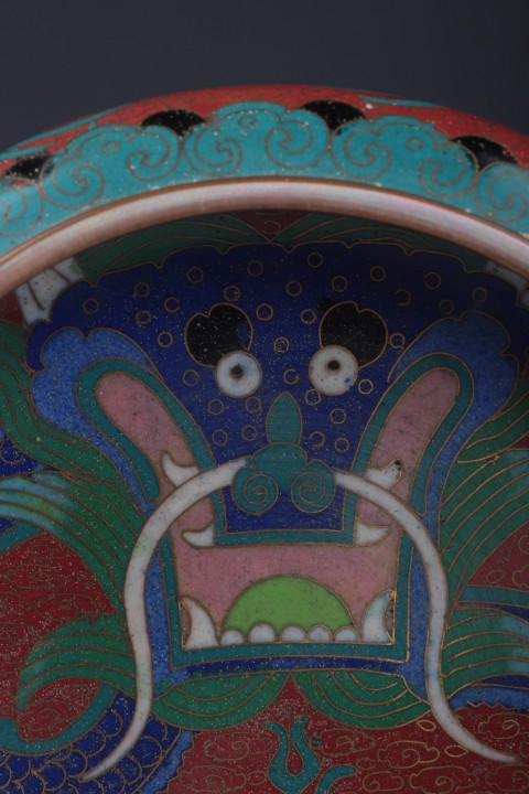 古玩陶瓷【2875】民國~創(chuàng)匯期 銅胎掐絲琺瑯海水龍紋水洗拍賣,當(dāng)前價格1800元