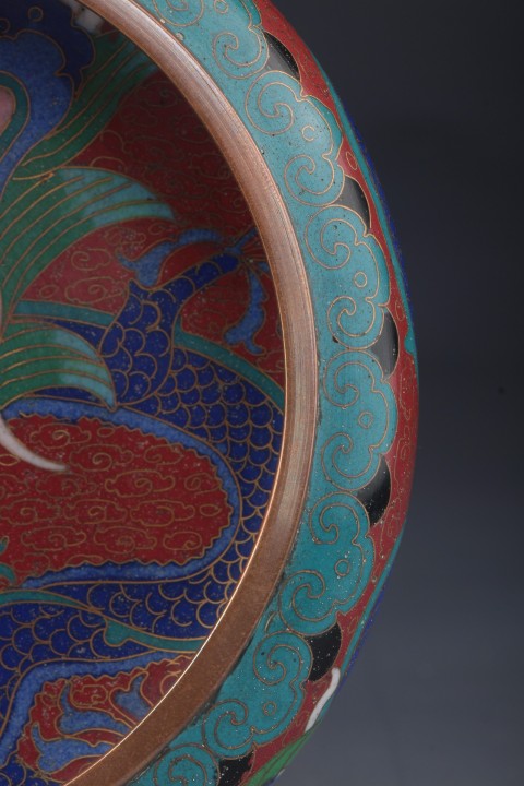 古玩陶瓷【2875】民國~創(chuàng)匯期 銅胎掐絲琺瑯海水龍紋水洗拍賣,當(dāng)前價格1800元