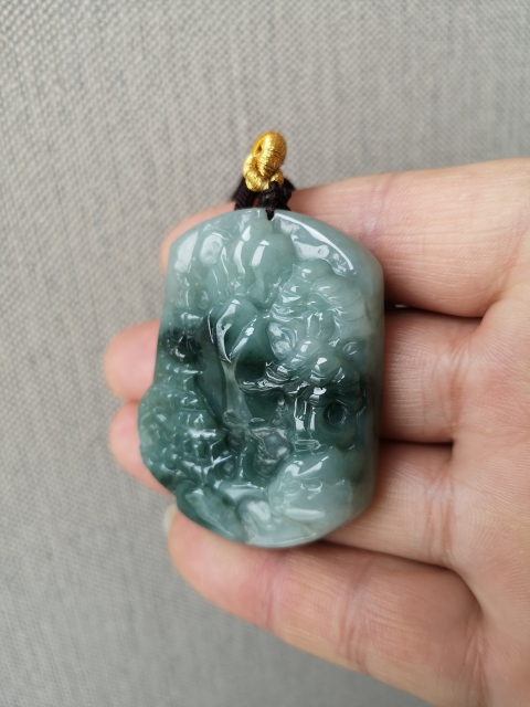 古玩玉器當代·翡翠山水掛牌真品鑒賞圖