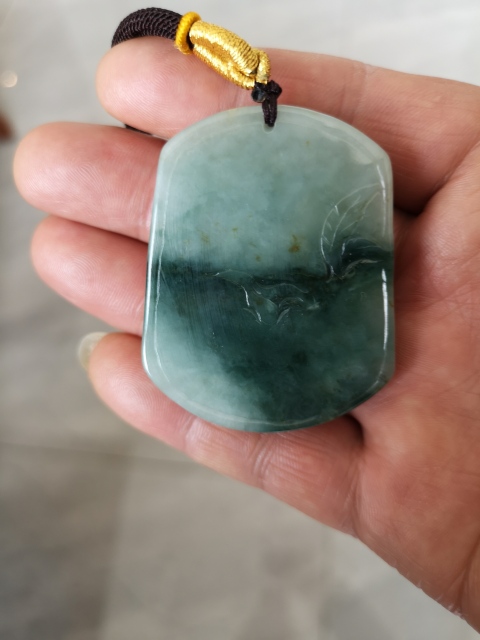 古玩玉器當代·翡翠山水掛牌真品鑒賞圖
