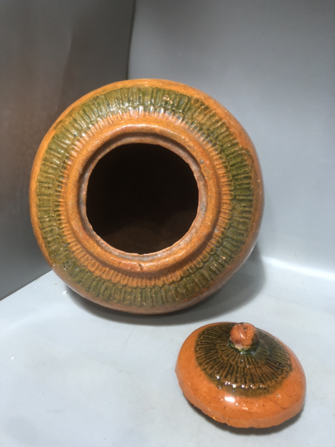 古玩陶瓷明末黃釉蓋罐拍賣，當前價格2999元