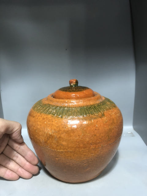 古玩陶瓷明末黃釉蓋罐拍賣，當前價格2999元