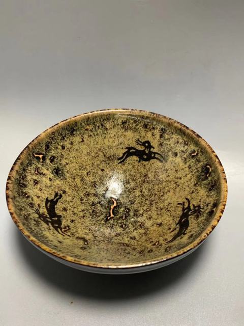 古玩陶瓷吉州窯貼花鹿紋盞拍賣，當前價格8888元