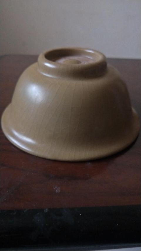 古玩陶瓷精品.元代米黃釉龍泉碗拍賣，當前價格2999元