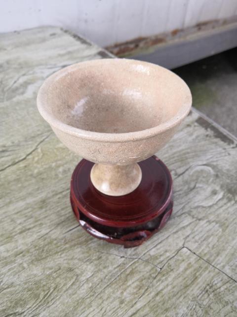 古玩陶瓷元龍泉高足杯拍賣,當前價格2000元