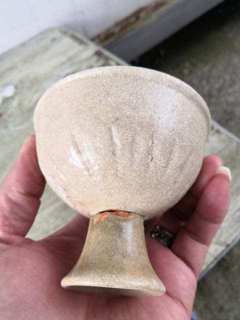 古玩陶瓷元龍泉高足杯拍賣,當前價格2000元