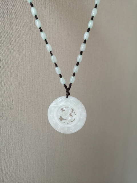 古玩玉器翡翠馬牌轉(zhuǎn)心佩拍賣，當前價格750元