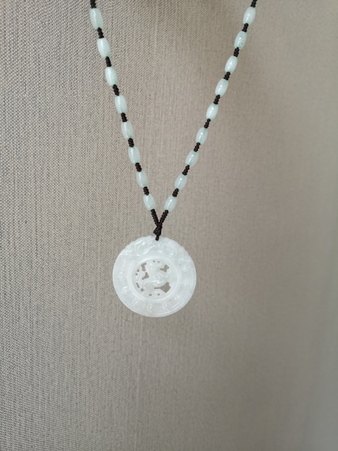 古玩玉器翡翠馬牌轉(zhuǎn)心佩拍賣，當前價格750元