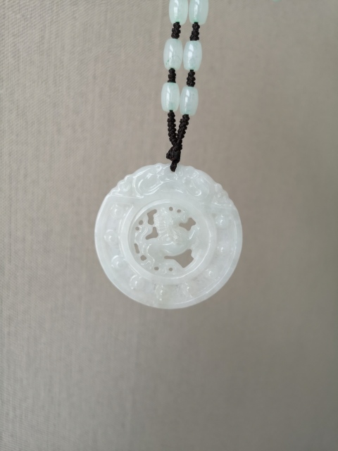 古玩玉器翡翠馬牌轉(zhuǎn)心佩拍賣，當前價格750元