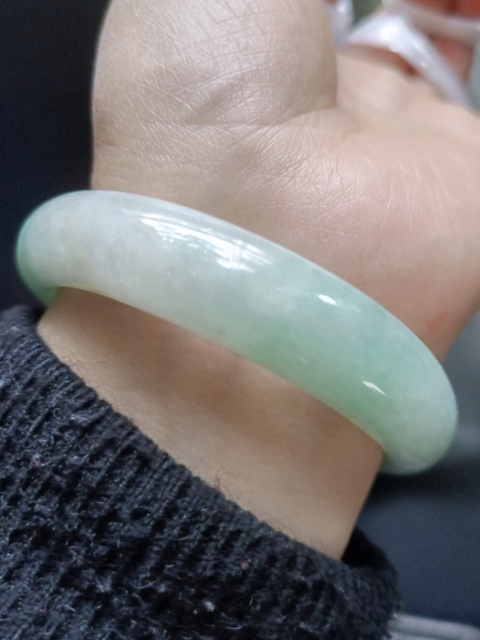 古玩玉器老翡翠手鐲拍賣，當前價格3999元