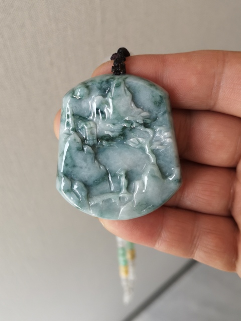 古玩玉器翡翠山水牌拍賣，當前價格550元