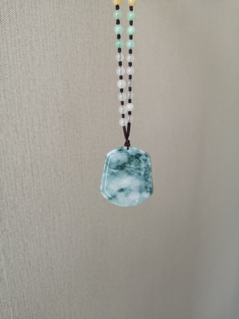 古玩玉器翡翠山水牌拍賣，當前價格550元