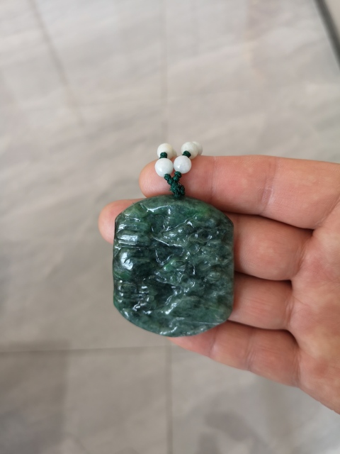 古玩玉器翡翠山水牌拍賣,當前價格680元