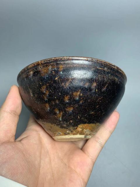 古玩陶瓷吉州窯鳳紋盞拍賣,當(dāng)前價格6000元