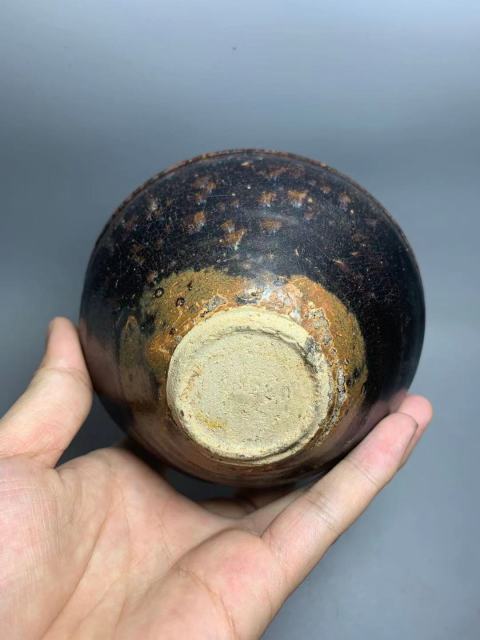 古玩陶瓷吉州窯鳳紋盞拍賣,當(dāng)前價格6000元