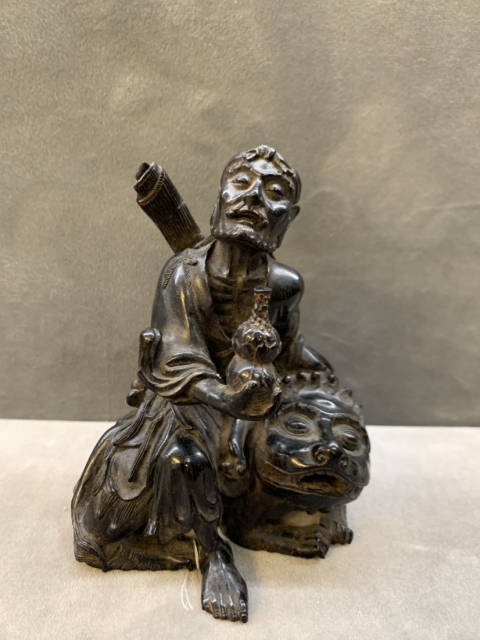 古玩雜項小葉紫檀伏虎羅漢拍賣,當前價格85000元