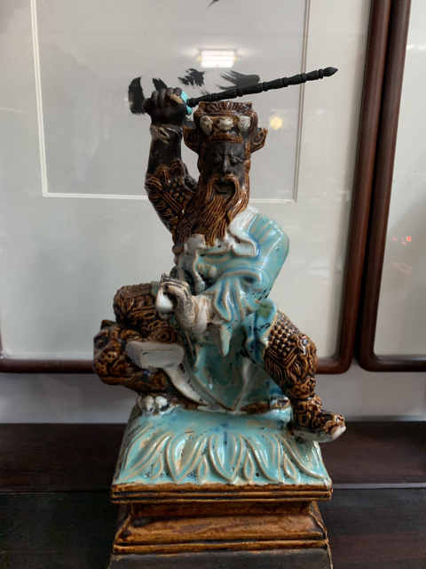 古玩陶瓷清晚期三彩財神趙公明塑像拍賣，當(dāng)前價格59500元