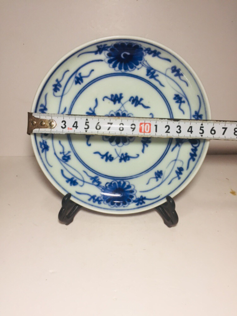 古玩陶瓷纏枝花卉紋青花盤拍賣，當前價格350元