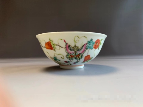 古玩陶瓷民國瓜瓞連綿蝶戀花粉彩碗拍賣,當前價格1999元
