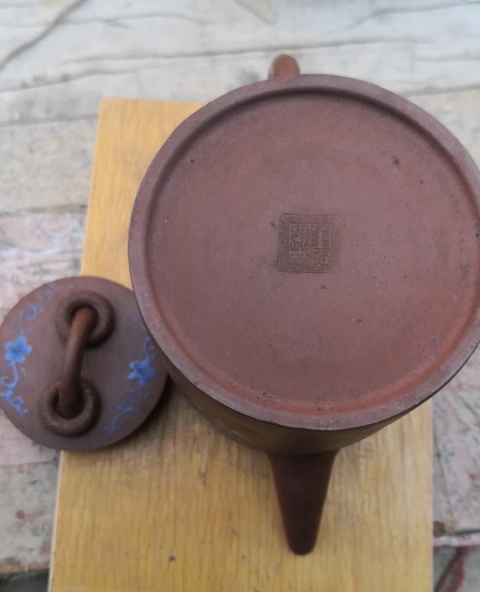 古玩雜項(xiàng)雙圈壺拍賣(mài)，當(dāng)前價(jià)格400元
