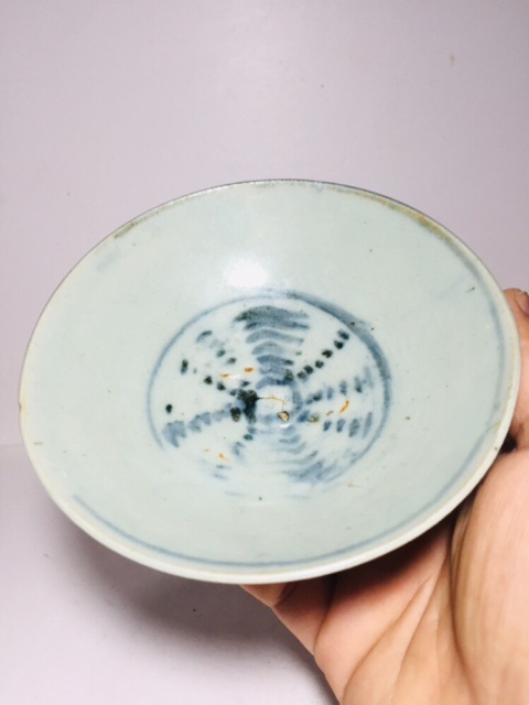 古玩陶瓷精品明代青花斗笠碗拍賣，當前價格0元