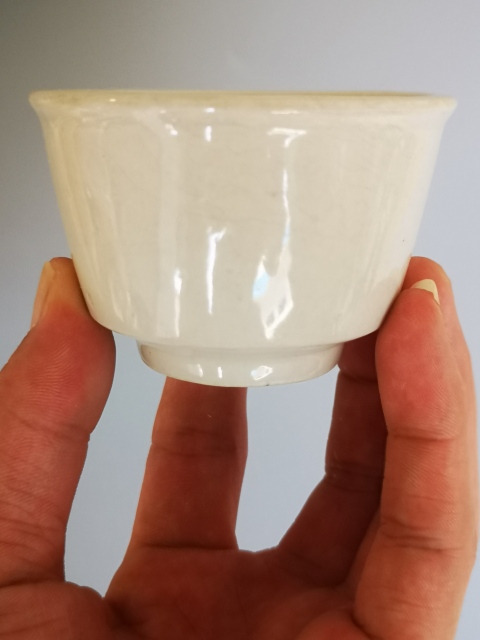 古玩陶瓷清代.白釉唇口杯（喝茶飲酒利器）拍賣，當前價格980元