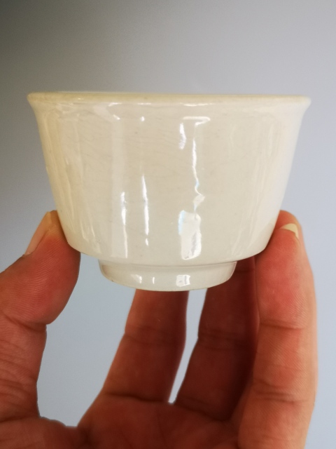 古玩陶瓷清代.白釉唇口杯（喝茶飲酒利器）拍賣，當前價格980元