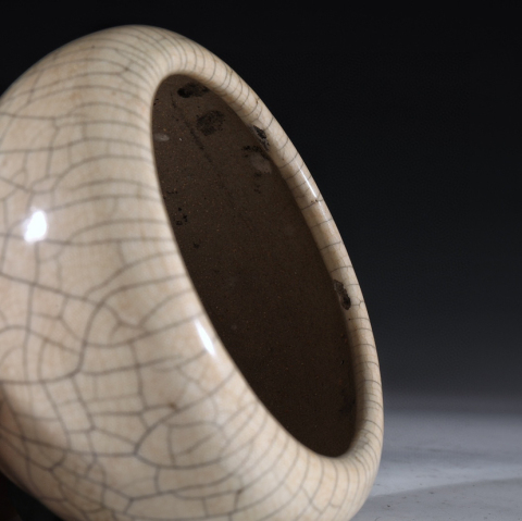 古玩陶瓷晚清-仿官哥釉爐拍賣，當前價格2000元