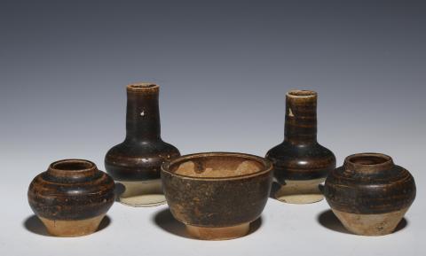 古董品 醬釉 琴香炉 中国古玩 時代物 古董品 醬釉 琴香炉 中国古玩 時代物 古董品 醬釉 琴香炉 中国
