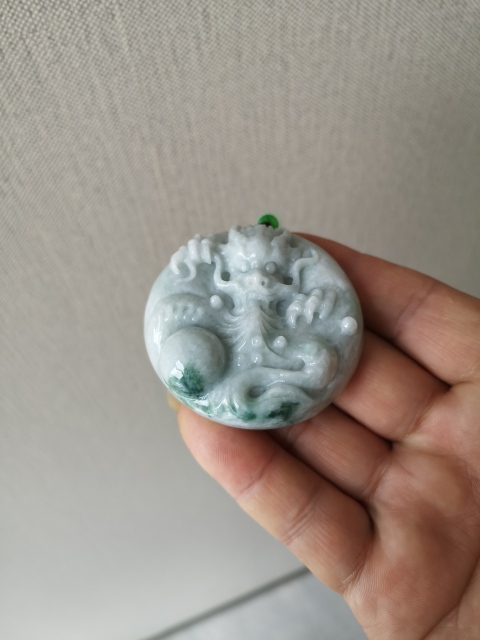 古玩玉器翡翠龍牌拍賣,當前價格1500元