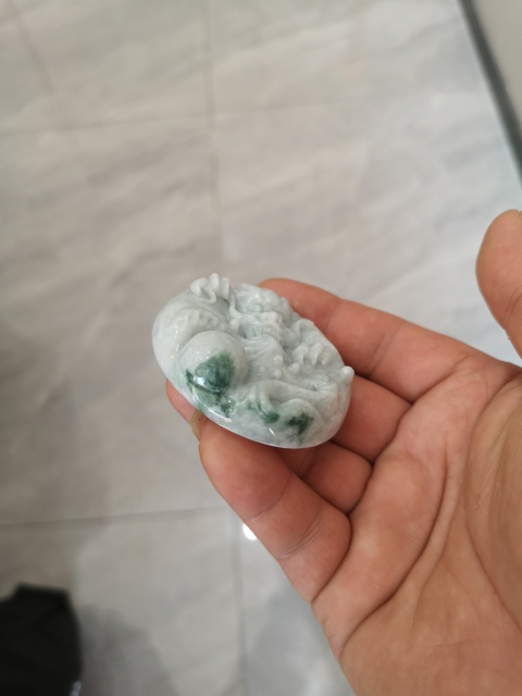古玩玉器翡翠龍牌拍賣,當前價格1500元