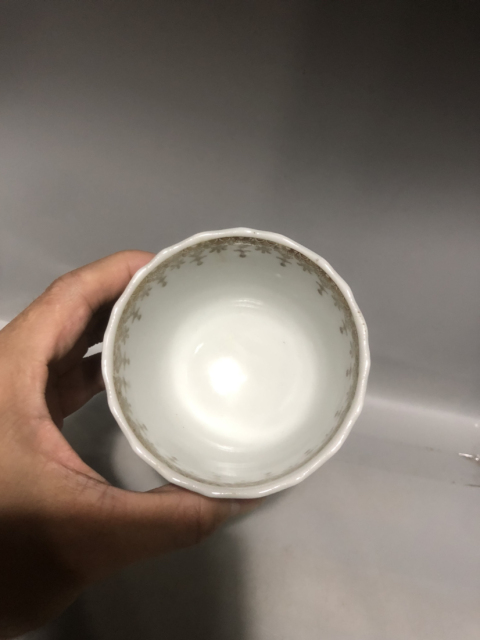 古玩陶瓷民國開窗花卉彩杯拍賣,當前價格999元