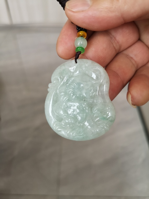 古玩玉器翡翠下山虎牌拍賣，當前價格398元