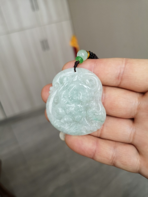 古玩玉器翡翠下山虎牌拍賣，當前價格398元