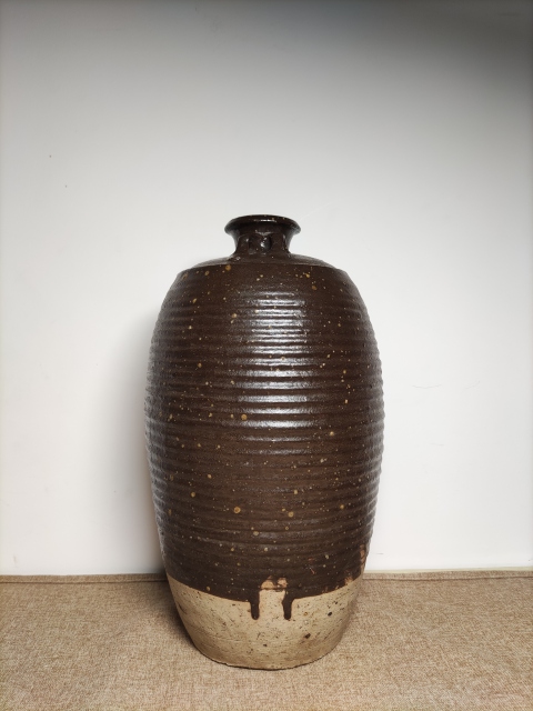 古玩陶瓷磁州窯系醬釉弦紋雙系梅瓶拍賣，當(dāng)前價格2999元