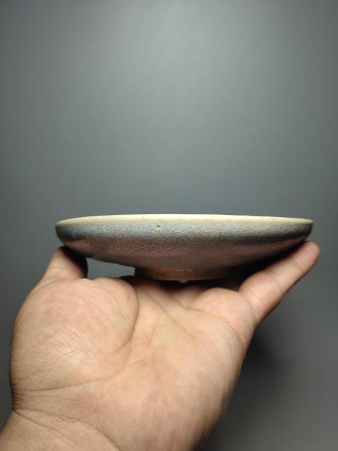 古玩陶瓷金元時期鈞窯天藍雪花釉盤(五大名窯)拍賣,當前價格12000元