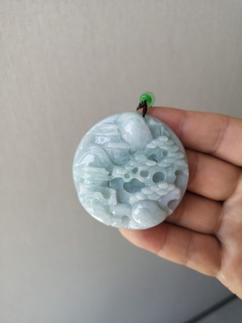 古玩玉器翡翠山水牌拍賣,當(dāng)前價(jià)格550元