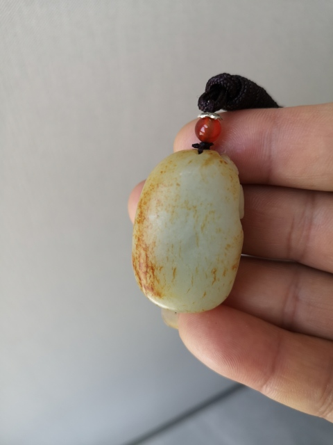 古玩玉器仿料子皮雕拍賣，當(dāng)前價格298元